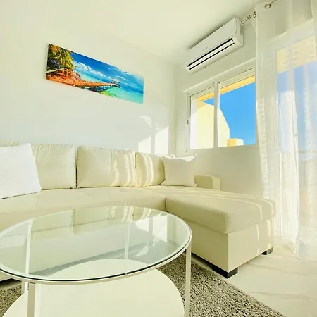 Fresh And Modern Delux In 1 Min From The Beach! Apartment Fuengirola